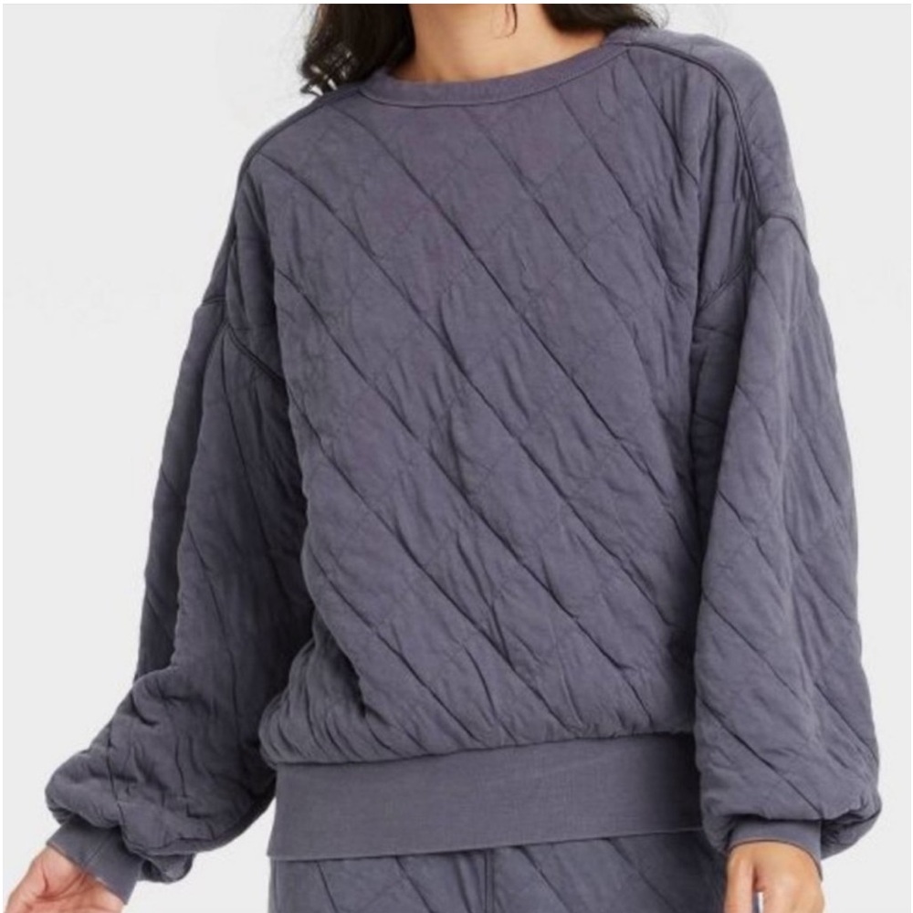 Universal Thread Quilted Sweatshirt- Small